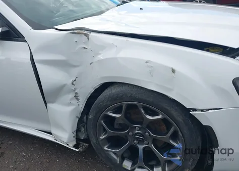 2016 Chrysler 300 300S z USA, uszkodzony, nr VIN 2C3CCABG4GH295201